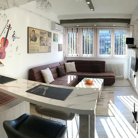 Lovely Apartment 2 Belgrade Exterior photo