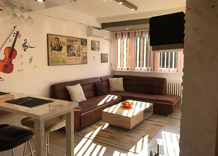 Lovely Apartment 2