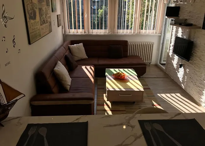 Lovely Apartment 2